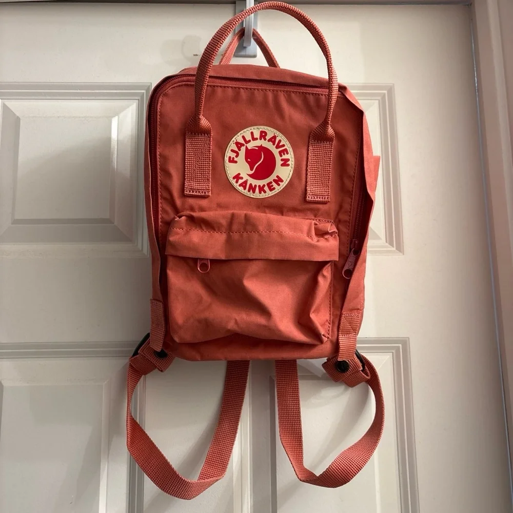 Kånken Mini Backpack - Red Orange